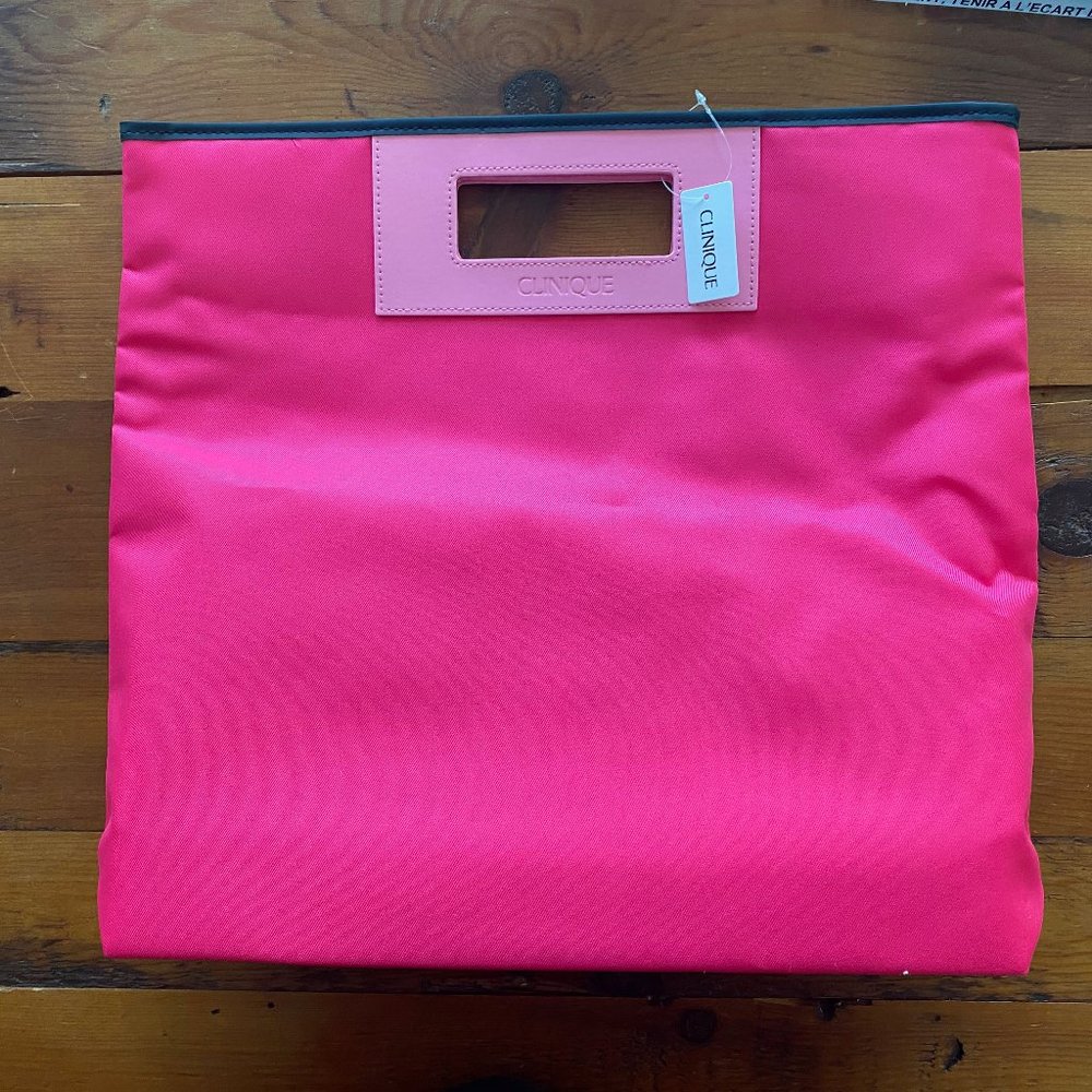 CLINIQUE PINK TOTE BAG SQUARE SHAPE- SO CUTE! - RARE - BRAND NEW WITH TAGS